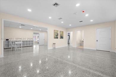 Prime corner property with direct exposure & on highly traveled - photo 42