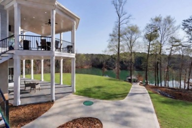 Stunning Lake Keowee Waterfront Retreat - photo 10