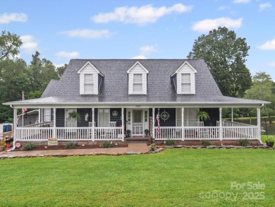 Lake Home ActiveUnderContr in Salisbury, North Carolina