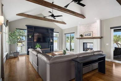 One or more photo(s) has been virtually staged. Custom-built - photo 18