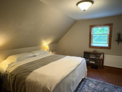 This sunny residence has been a beloved home to several - photo 27