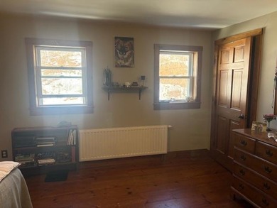 This sunny residence has been a beloved home to several - photo 31