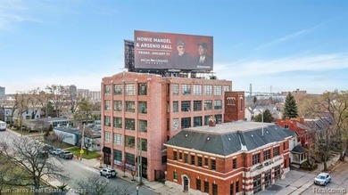 Incredible opportunity to own a piece of historic Detroit! This - photo 2
