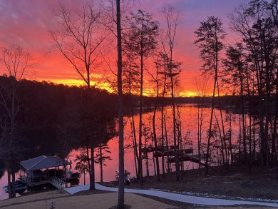 Stunning Lake Keowee Waterfront Retreat - photo 13