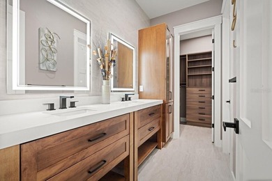 One or more photo(s) has been virtually staged. Custom-built - photo 47