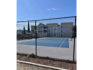 Beautiful top-floor, corner 2 bedroom, 2 full bathroom fully - photo 26