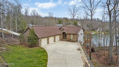 Lake Home For Sale in Crossville, Tennessee