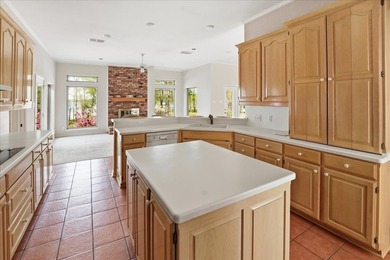 Welcome to your private retreat on beautiful Lake Palestine - photo 5