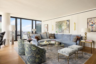 THE ULTIMATE MANHATTAN LUXURY WITH ICONIC SKYLINE & EAST RIVER - photo 3