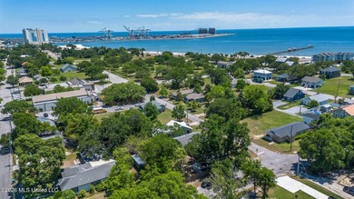 Welcome home! This beautiful property sits on 4 lots and is only - photo 7