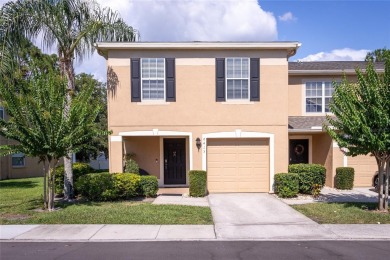 Lake Townhome/Townhouse For Sale in Tampa, Florida