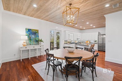 Opportunities like this are rare! Unit C3 at 100 N. Bancroft