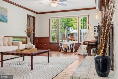 Move right into this beautifully updated 4-bedroom, 2.5-bath - photo 31