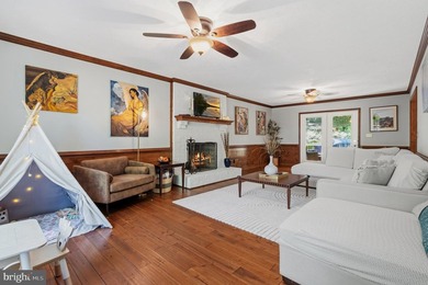 Move right into this beautifully updated 4-bedroom, 2.5-bath - photo 32