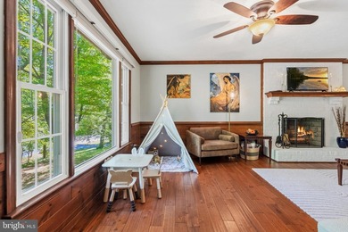 Move right into this beautifully updated 4-bedroom, 2.5-bath - photo 35
