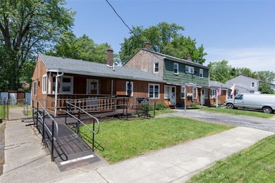 This 4 unit investment property offers strong income potential - photo 2