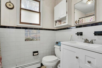 Great starter house! Make this home your own! Located close to - photo 7