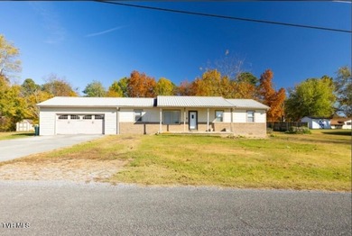Douglas Lake Home For Sale in White Pine Tennessee