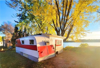 Mazaska Lake Home For Sale in Wells Twp Minnesota