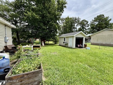 You'll want to take a look at this ranch home that has a huge - photo 10