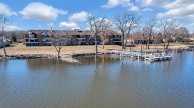 Little Lake Butte des Morts Apartment For Sale in Appleton Wisconsin