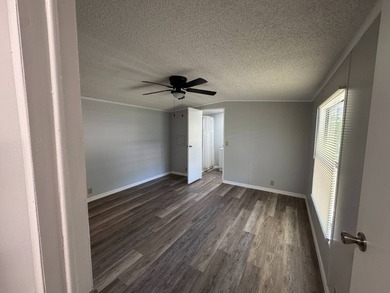 Totally renovated 2-bedroom/2-bath home just waiting for you in - photo 20