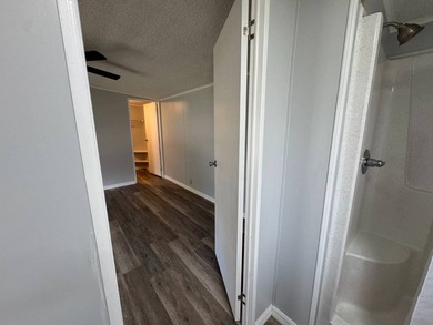 Totally renovated 2-bedroom/2-bath home just waiting for you in - photo 24