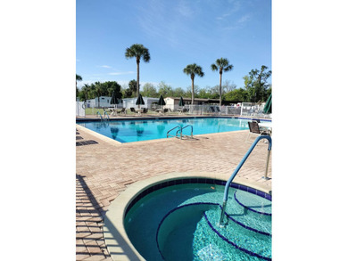 Totally renovated 2-bedroom/2-bath home just waiting for you in - photo 39