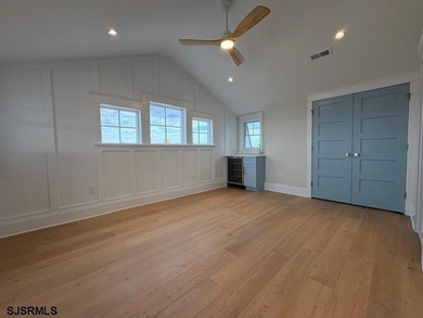 Exceptional NEW CONSTRUCTION, Single Family coastal home with - photo 21