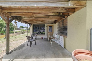 Charming 2 Bedroom, 2 Bath Home on Canal to Lake June - Placid - photo 24