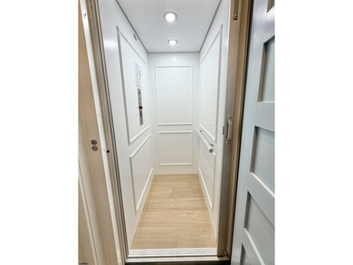 Exceptional NEW CONSTRUCTION, Single Family coastal home with - photo 25
