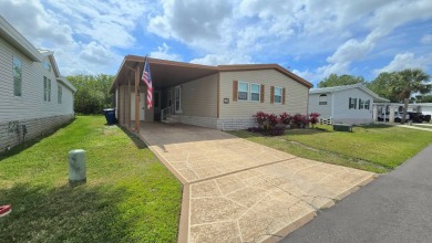 (private lake, pond, creek) Home For Sale in Mulberry Florida