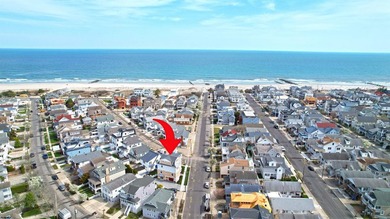 Exceptional NEW CONSTRUCTION, Single Family coastal home with - photo 32