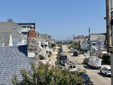 Exceptional NEW CONSTRUCTION, Single Family coastal home with - photo 34