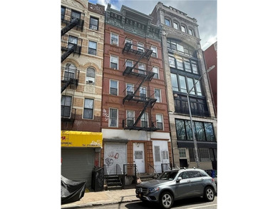 East River Commercial For Sale in Manhattan New York