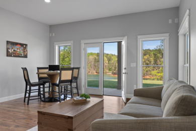 Stunning Lake Keowee Waterfront Retreat - photo 22