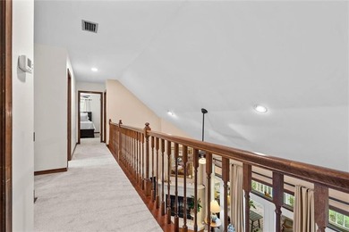 Welcome to an exceptional destination retreat where luxury - photo 25