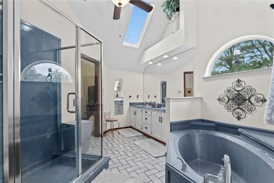 Welcome to an exceptional destination retreat where luxury - photo 30