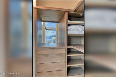 This modern masterpiece provides exceptional privacy within a - photo 44
