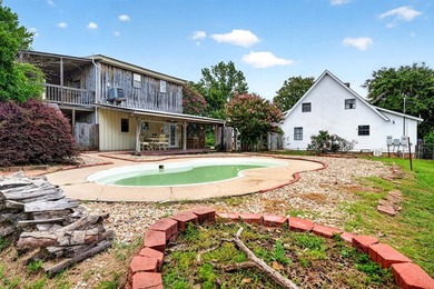 Take a look at this quaint farmhouse situated in the country on - photo 44