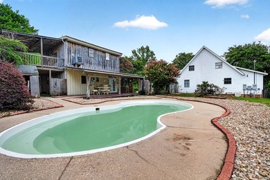 Take a look at this quaint farmhouse situated in the country on - photo 45