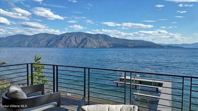 This modern masterpiece provides exceptional privacy within a - photo 60