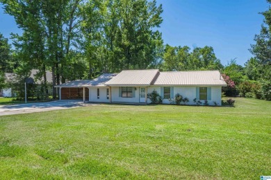 Lake Tuscaloosa Home For Sale in Northport Alabama