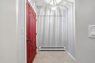 Get Ready To Call This Massapequa Shores 5 Bedroom, 2.5 Bath - photo 4