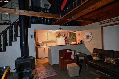 Escape to your own mountain retreat with breathtaking views of - photo 4