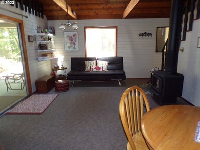 Escape to your own mountain retreat with breathtaking views of - photo 6