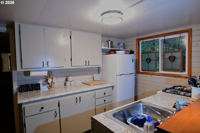 Escape to your own mountain retreat with breathtaking views of - photo 9