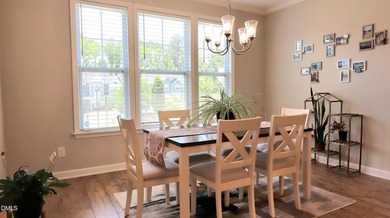 Gorgeously upgraded 3-bedroom townhome offering the perfect - photo 13