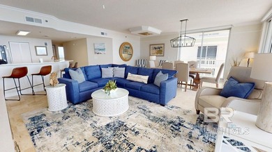This beautifully refurbished 4-bedroom, 4-bath condominium - photo 4