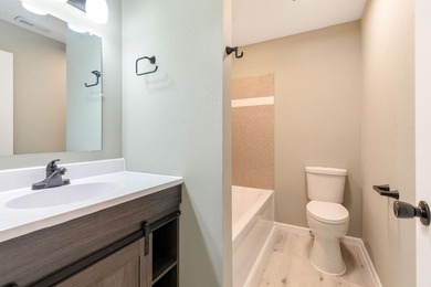 Move-in ready 3BR/3BA ranch in Kirbyville, approx. 1,800 SF, all - photo 14